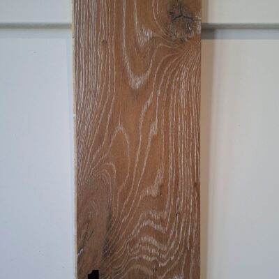Eiken lamel | Uitvoering: Geborsteld rustiek ambiance | 14 mm. dik | 19 cm. Breed | Wit | Nr.1